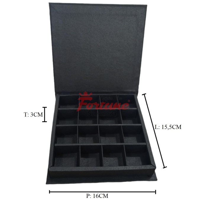 BOX PRALINE HARDCOV SEKAT 16 HITAM