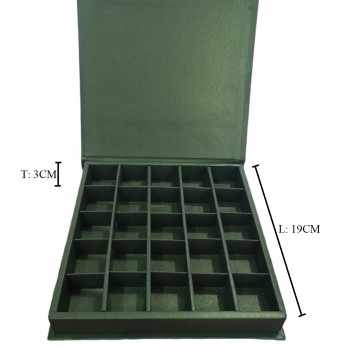 BOX PRALINE HARDCOV SEKAT 25 HIJAU